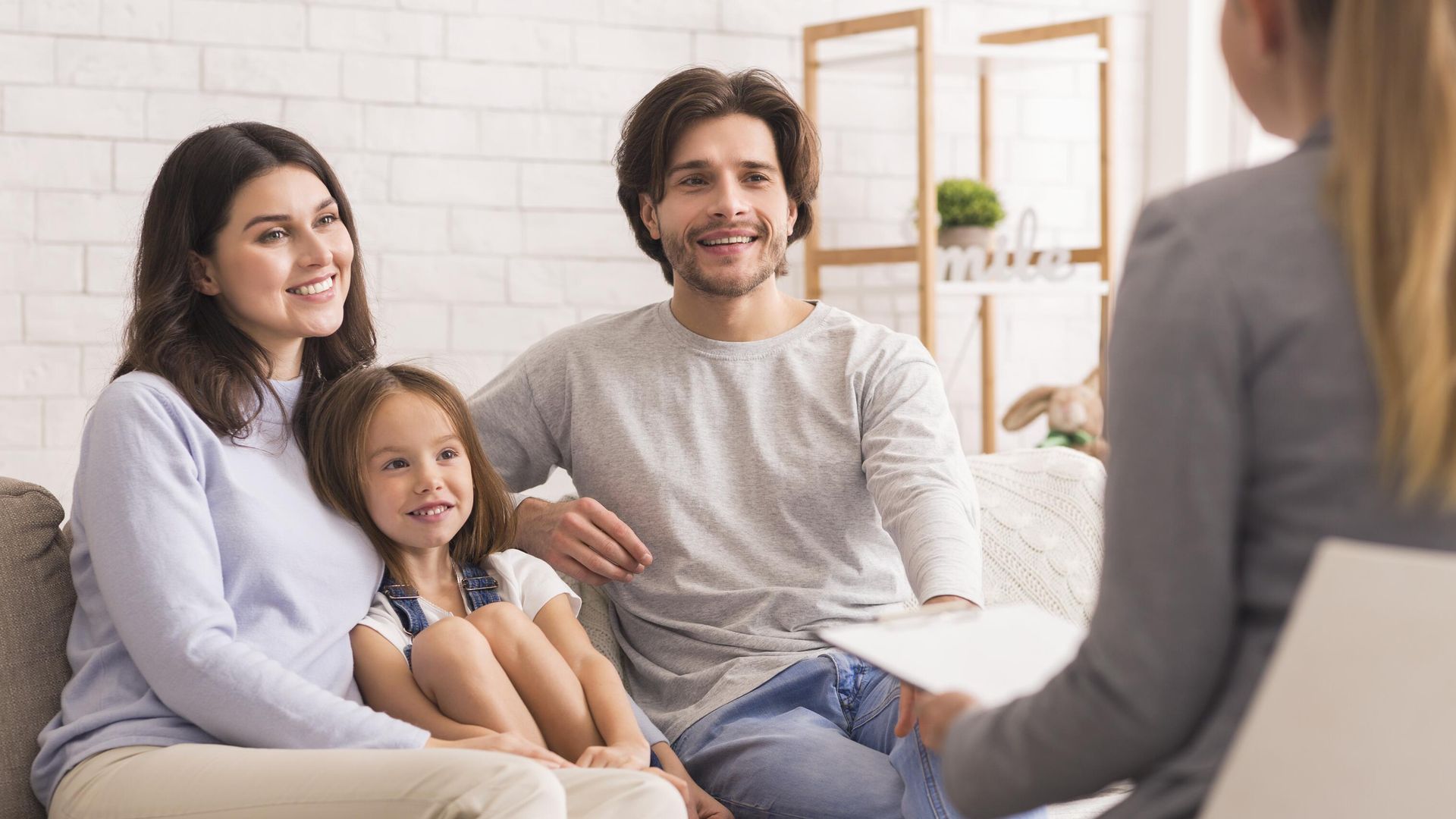 Aile Danışmanlığı Süreci Nasıl İlerler? İlk Seansta Sizi Neler Bekliyor?